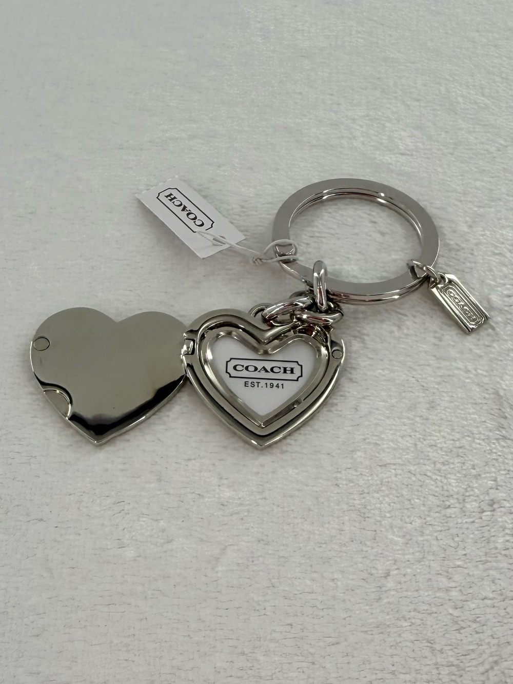 NWT Coach Heart Photo Keychain - Picture 7 of 9